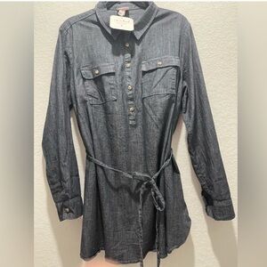 Mamma's Maternity. Isabel Maternity.Denim Collar Maternity Dress. Size M